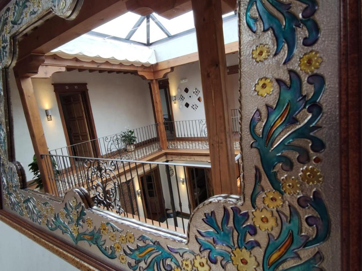 La Casa Del Medico Hosteria Rural Urda Exteriér fotografie