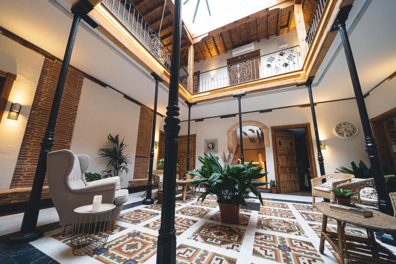 La Casa Del Medico Hosteria Rural Urda Exteriér fotografie